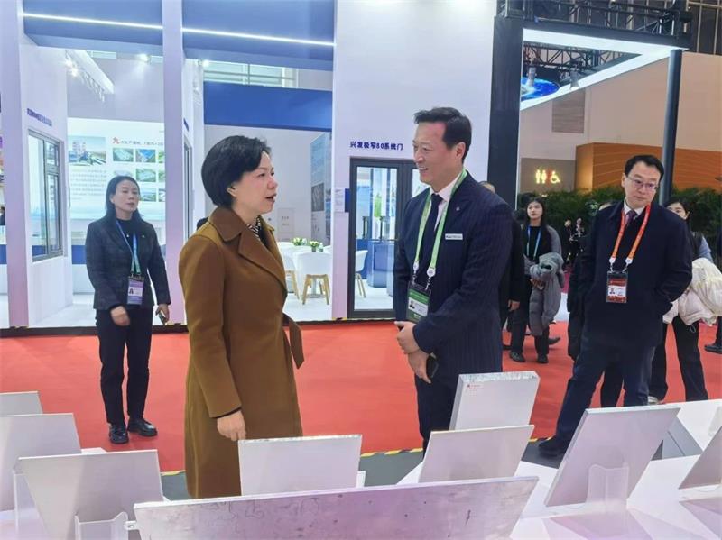 綠色低碳，引領(lǐng)產(chǎn)業(yè)鏈可持續(xù)發(fā)展——明泰鋁業(yè)精彩亮相鏈博會(huì)